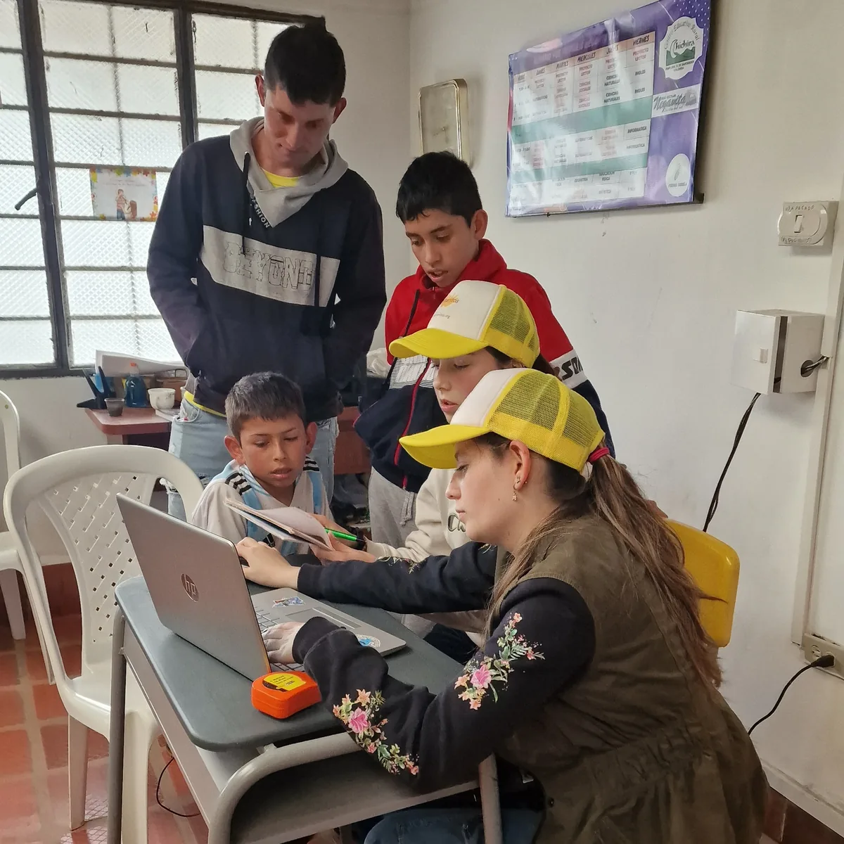 Práctica social y pasantías con Fundación Humanitos